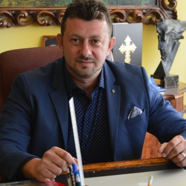 Viziune de primar 2023 : Abrudan Călin Ilie, primarul orașului Ineu, județul Arad