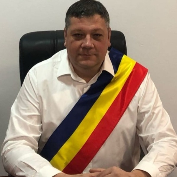 Viziune de primar 2023: Vâșcă Marius Emilian, primarul comunei Eșelnița, județul Mehedinți