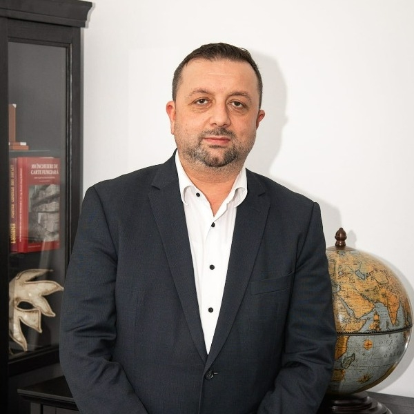 Soluții pentru accelerarea procesului de înregistrare sistematică a imobilelor