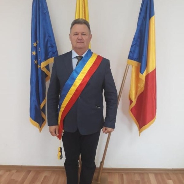Bilanț de mandat 2020-2024: Moldovan Petrică , primarul comunei Conop, județul Arad