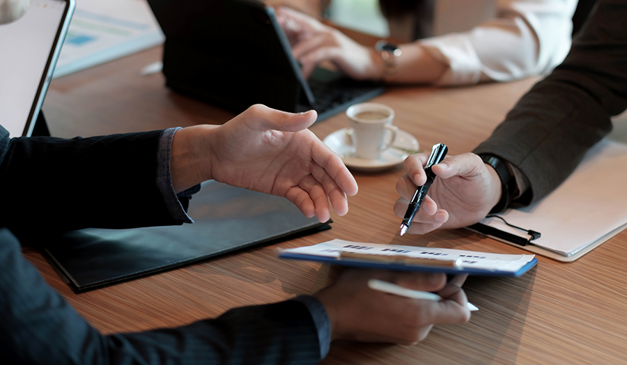 Florin-Cristian Bala, CEO & Founder al Grupului Dibalcris oferă sfaturi ,,din teren” pentru gestionarea provocărilor actuale generate de patrimoniul instituțiilor publice