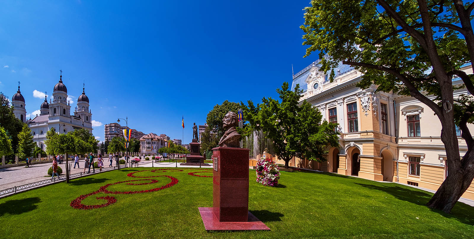 PESTE 100 DE JURAȚI VOR AJUTA LA DESEMNAREA DESTINAȚIILOR ANULUI 2023 ÎN ROMÂNIA