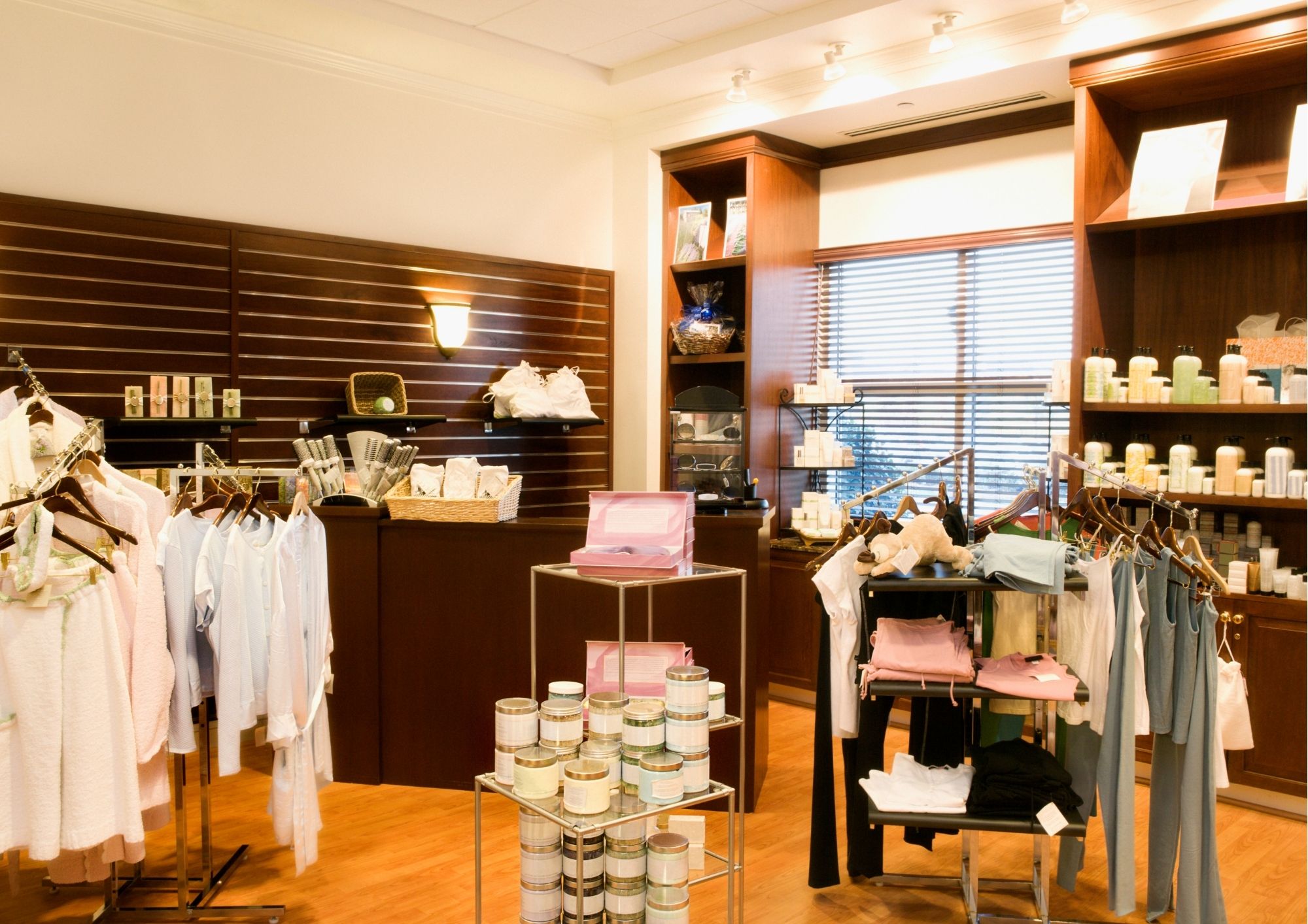 MODA SÂRGUINŢA SCM