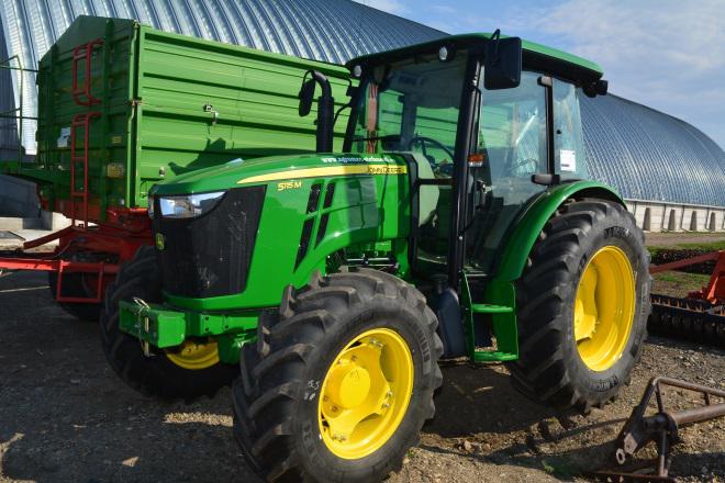 Tot prin Programul Național pentru Dezvoltarea Rurala în 2015 ne-a fost acordat de către Uniunea Europeana un ajutor financiar nerambursabil pentru Proiectul "Achiziție utilaj multifuncțional în comuna Cudalbi, județul Galati". 