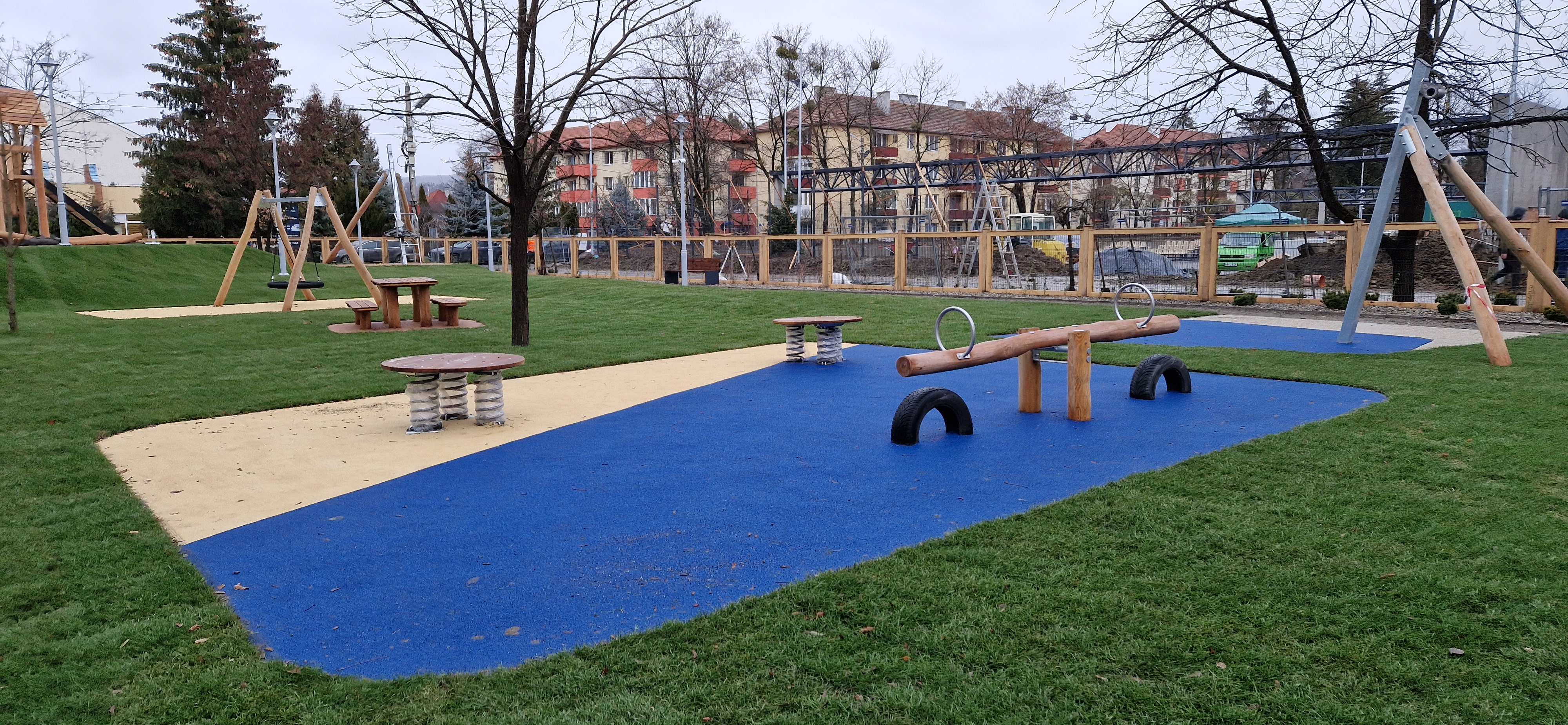 Parc Central Odorheiu Secuiesc Loc de joaca exterior amenajare Playzone Concept (1).jpg