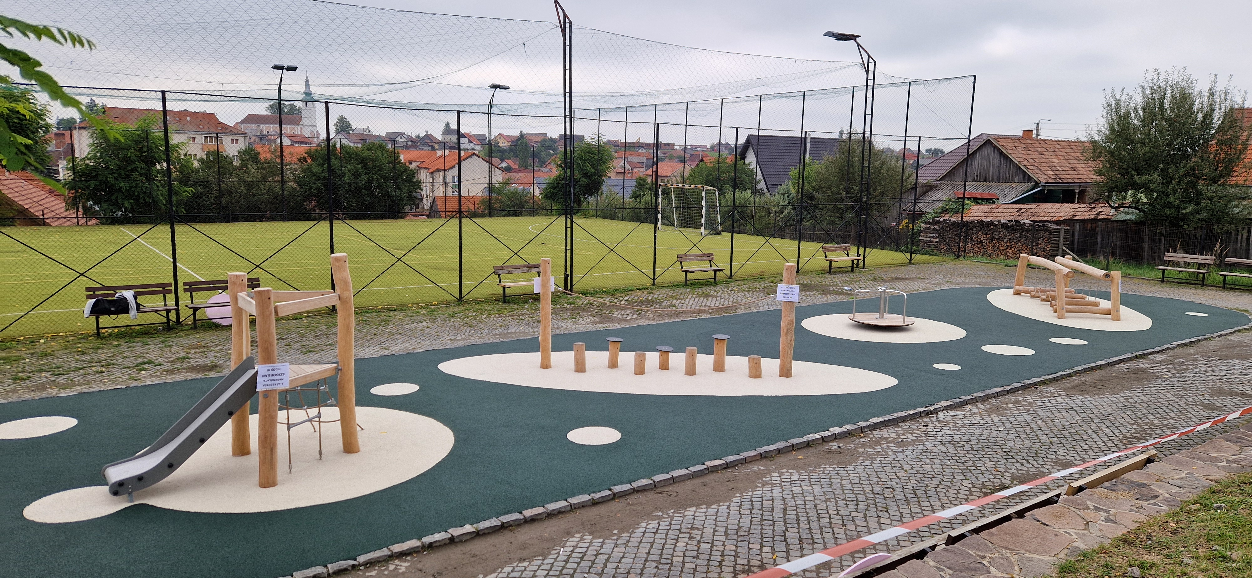 Spatiu joaca exterior Remetea_Harghita (8).jpg