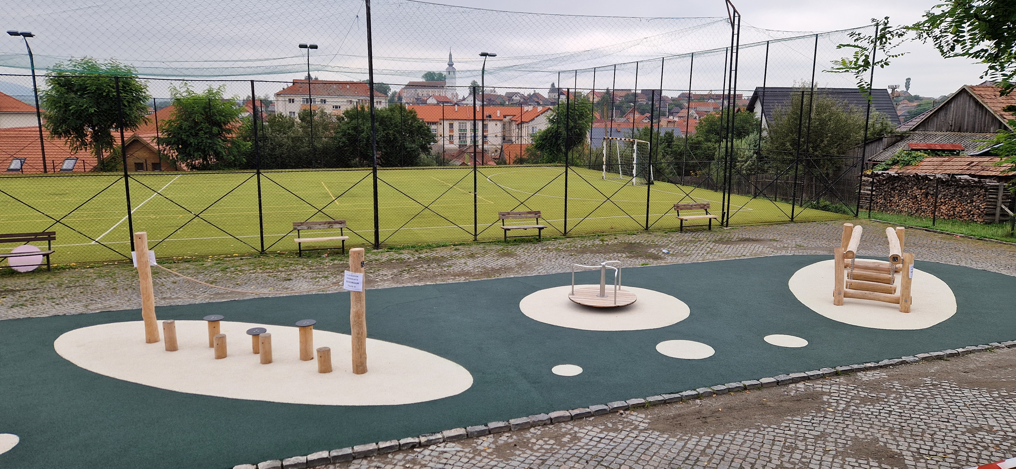 Spatiu joaca exterior Remetea_Harghita (5).jpg