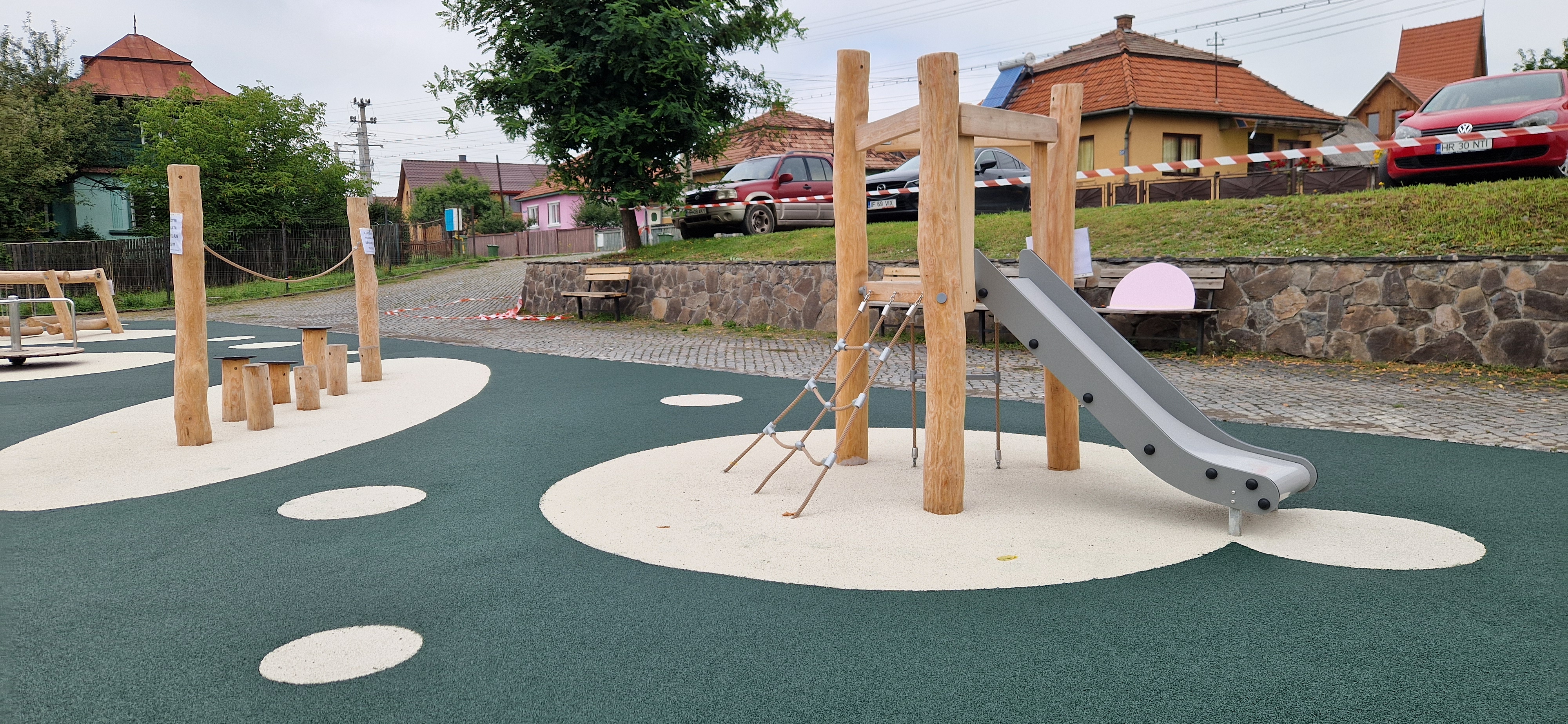 Spatiu joaca exterior Remetea_Harghita (15).jpg