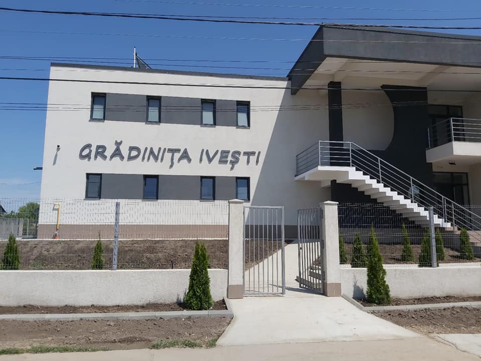 Gradinitacuprogramprelungit-Ivesti.jpg