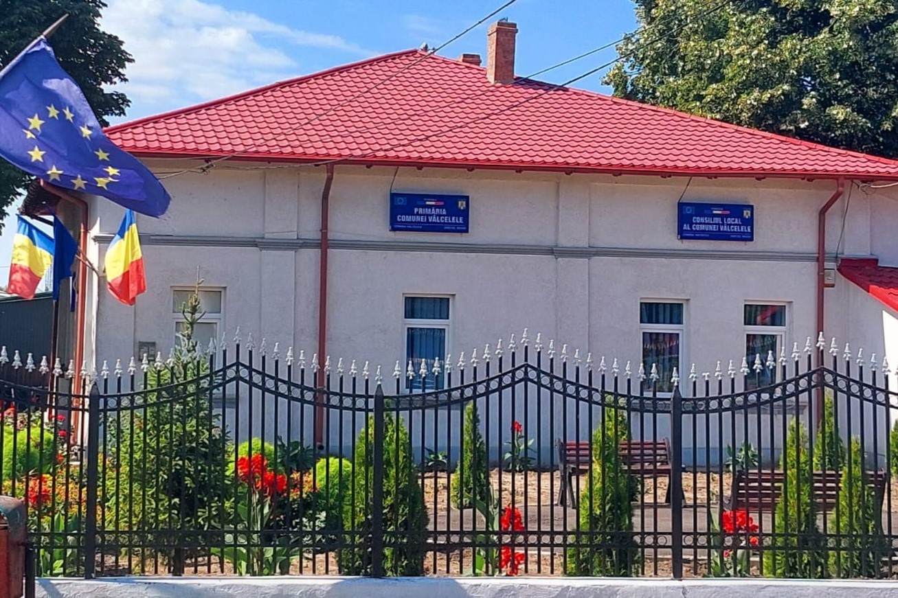 PrimariaValcelele.jpg