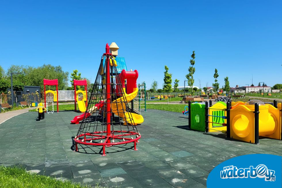 amenajare-loc-de-joaca-exterior-parcul-carei-satu-mare-2.jpg