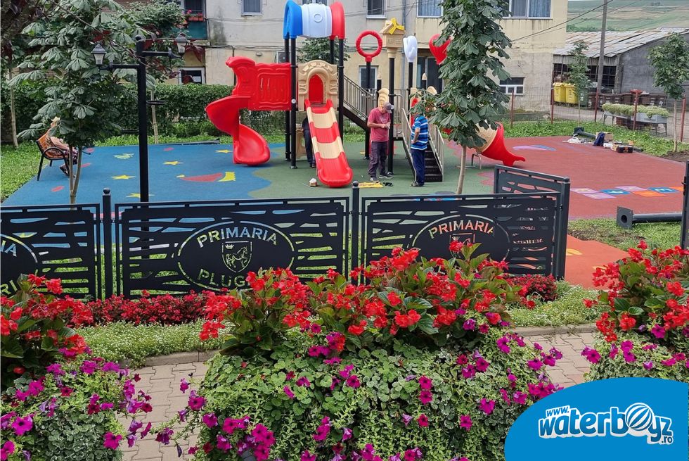 amenajare-loc-de-joaca-exterior-primaria-plugari-iasi-2.jpg