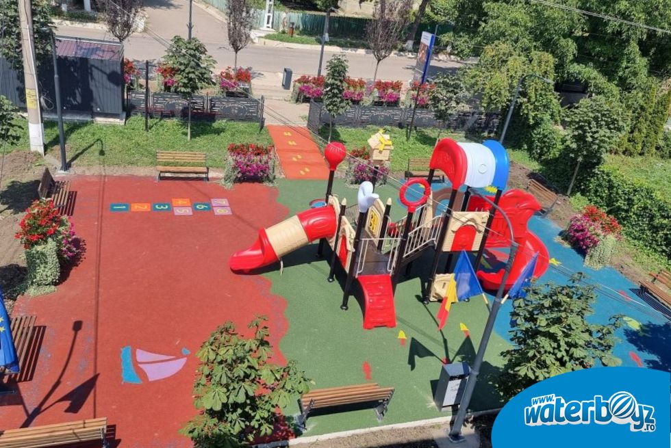 amenajare-loc-de-joaca-exterior-primaria-plugari-iasi-3.jpg