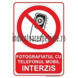 ydxl6_fotografiatul-cu-telefonul-mobil-interzis.jpg