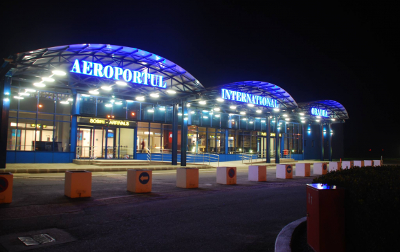 Azi a fost lansată procedura de selecție a unui partener privat pentru operarea de zboruri de pe Aeroportul din Oradea