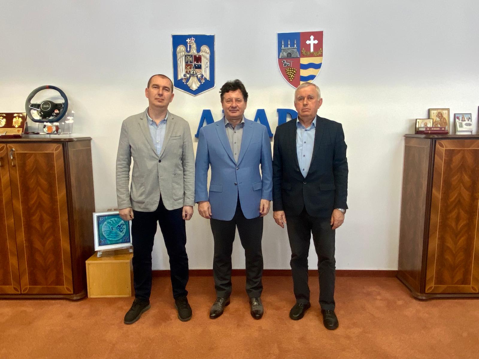 Consiliul Județean Arad este și anul asta acesta partenerul Corpului Experților Contabili