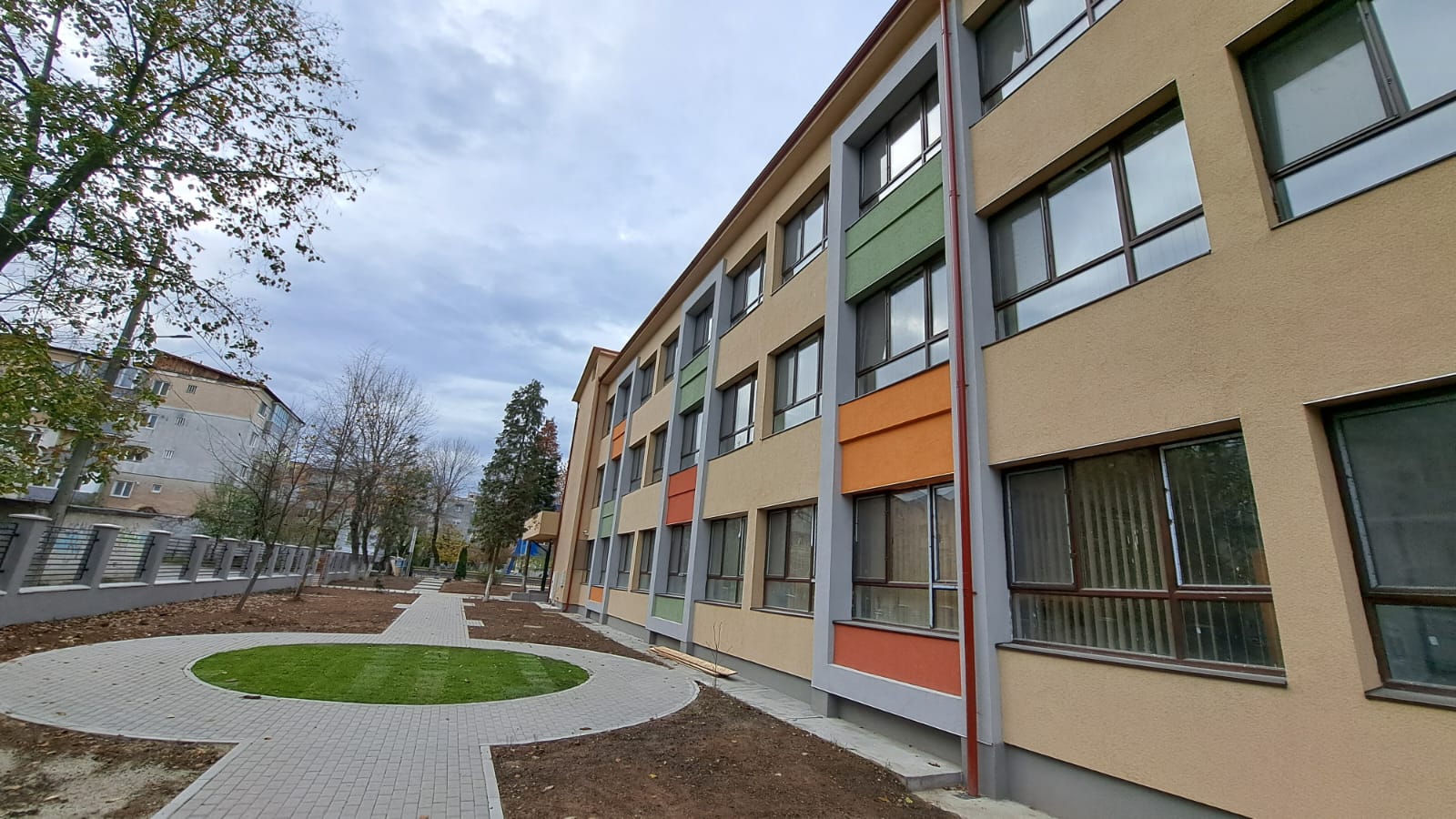 Cu bani europeni modernizăm unitățile de învățământ din municipiul Deva