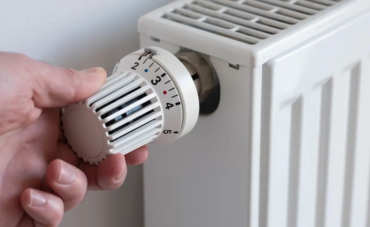 Peste 400 de deveni primesc ajutor pentru încălzirea locuinței pe tot sezonul rece