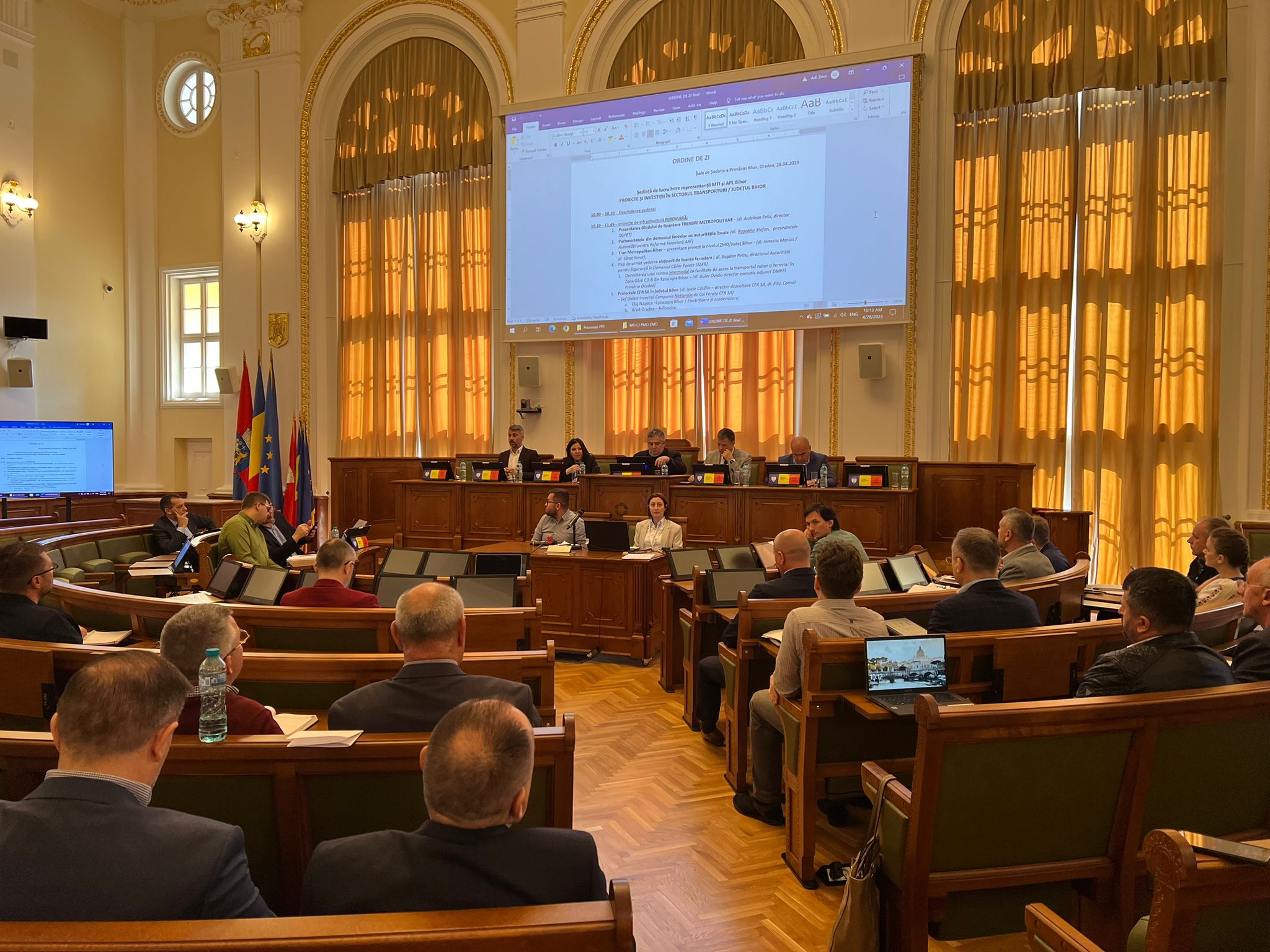 Ședință de lucru între Ministerul Transporturilor și autoritățile publice locale din Bihor