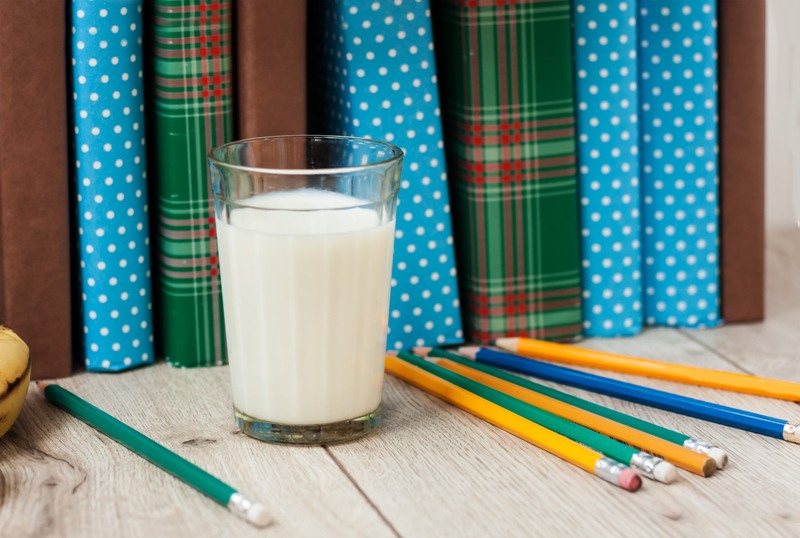 Consiliul Județean Vrancea a scos la licitație furnizarea laptelui și a produselor  lactate în școli