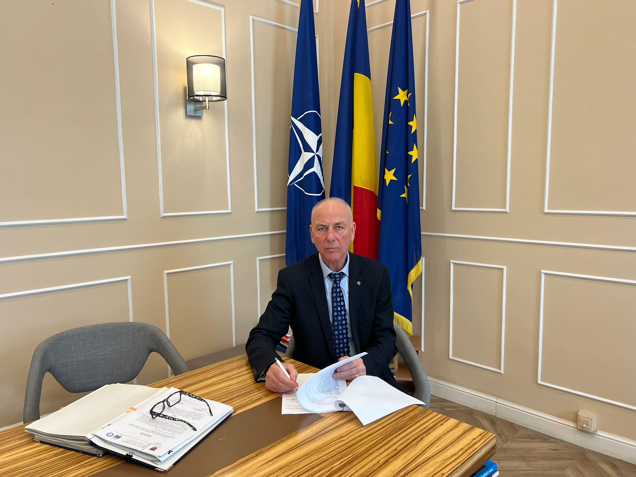 Vicepreşedintele Consiliului Judeţean Braşov, a semnat contractul de finanţare