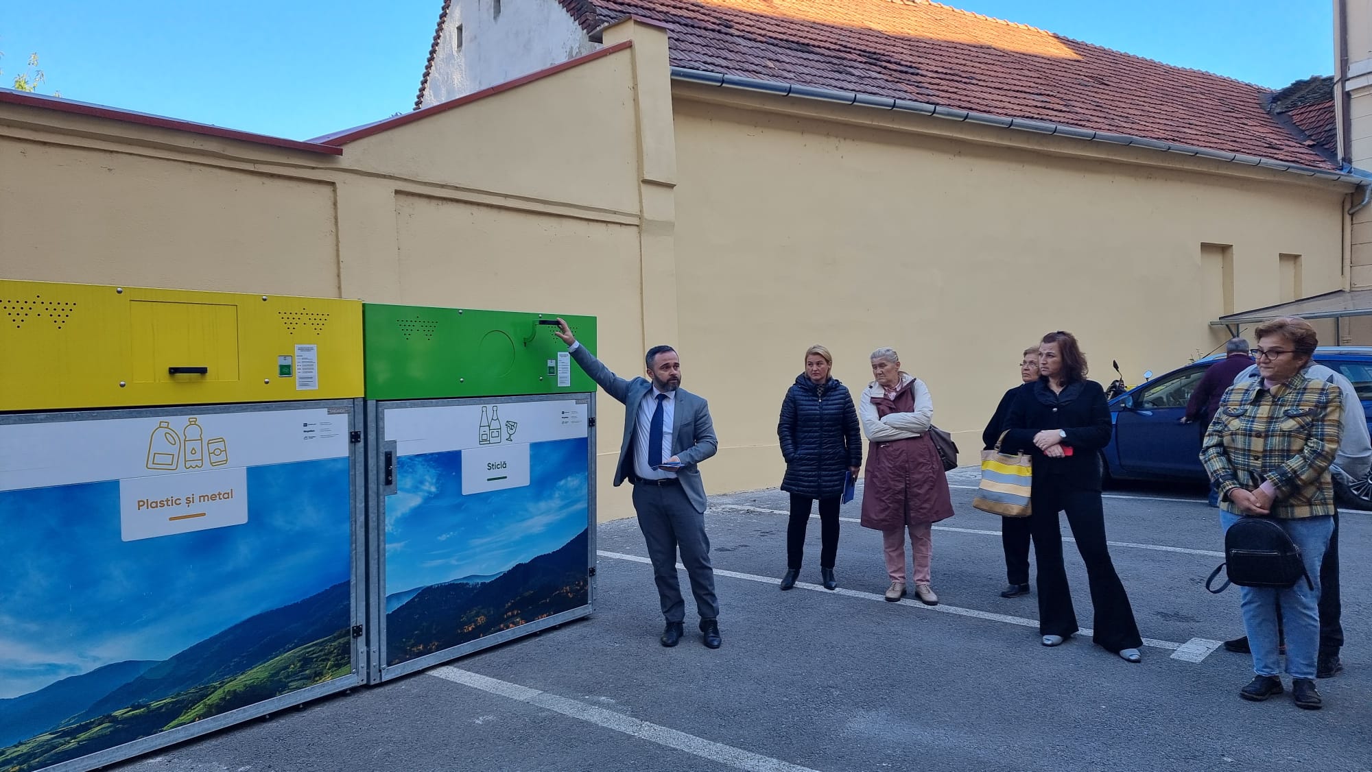 Începe amplasarea eco-insulelor  în Oradea – Instruirea reprezentanților asociațiilor de proprietari