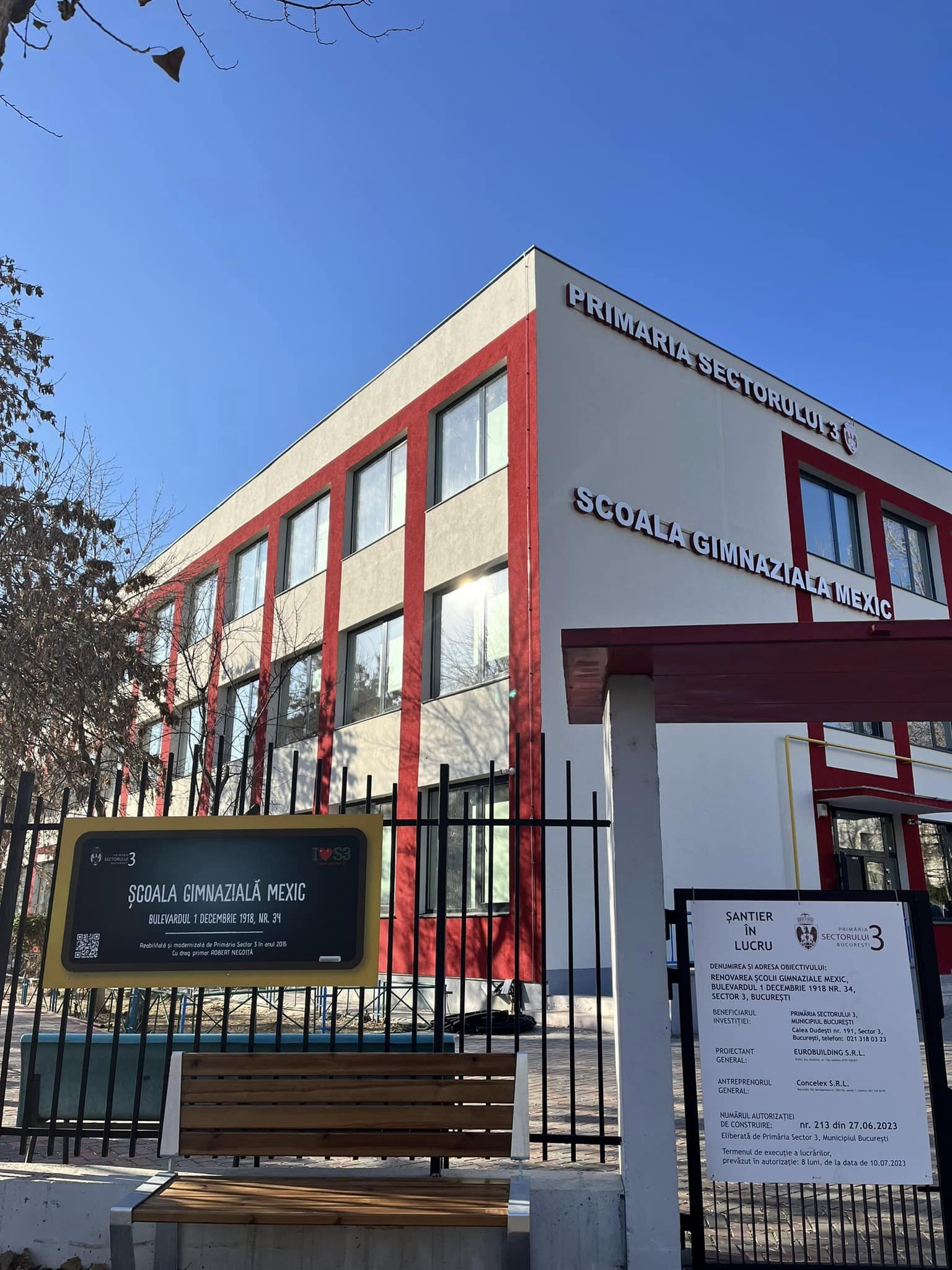 Încă o școală proaspăt renovată în Sectorul 3!