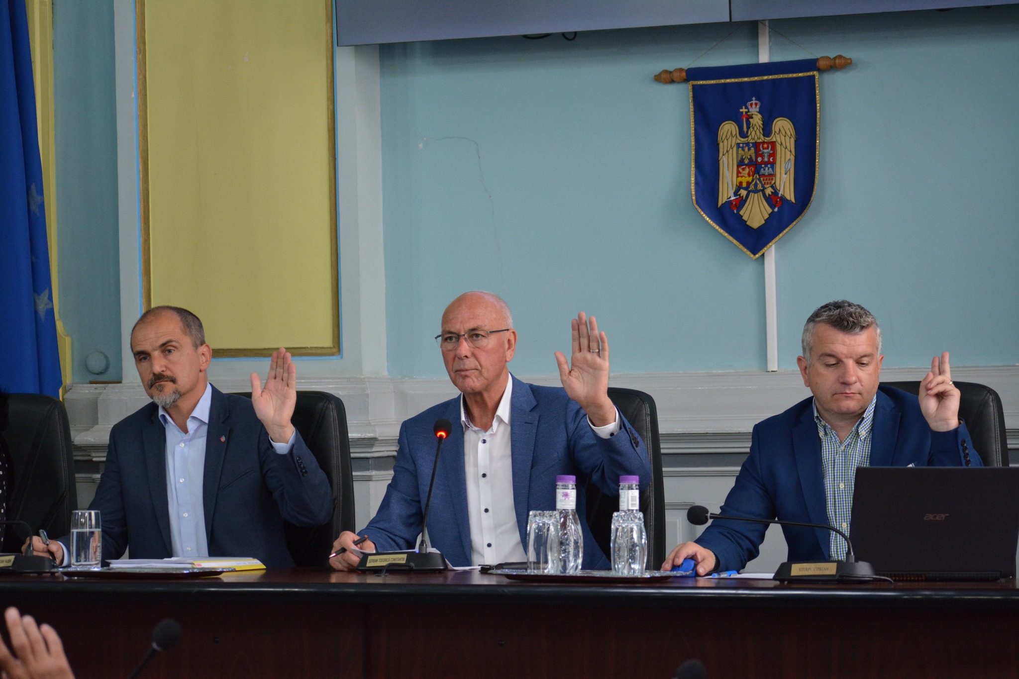 Consiliul Judeţean Braşov a aprobat Regulamentul pentru eliberarea și folosirea permiselor de liberă trecere (LT)