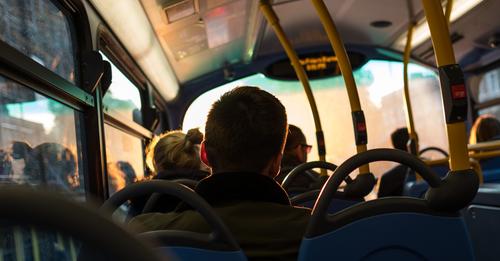 Microbuze pentru școlile din Bihor, prin programul AFM