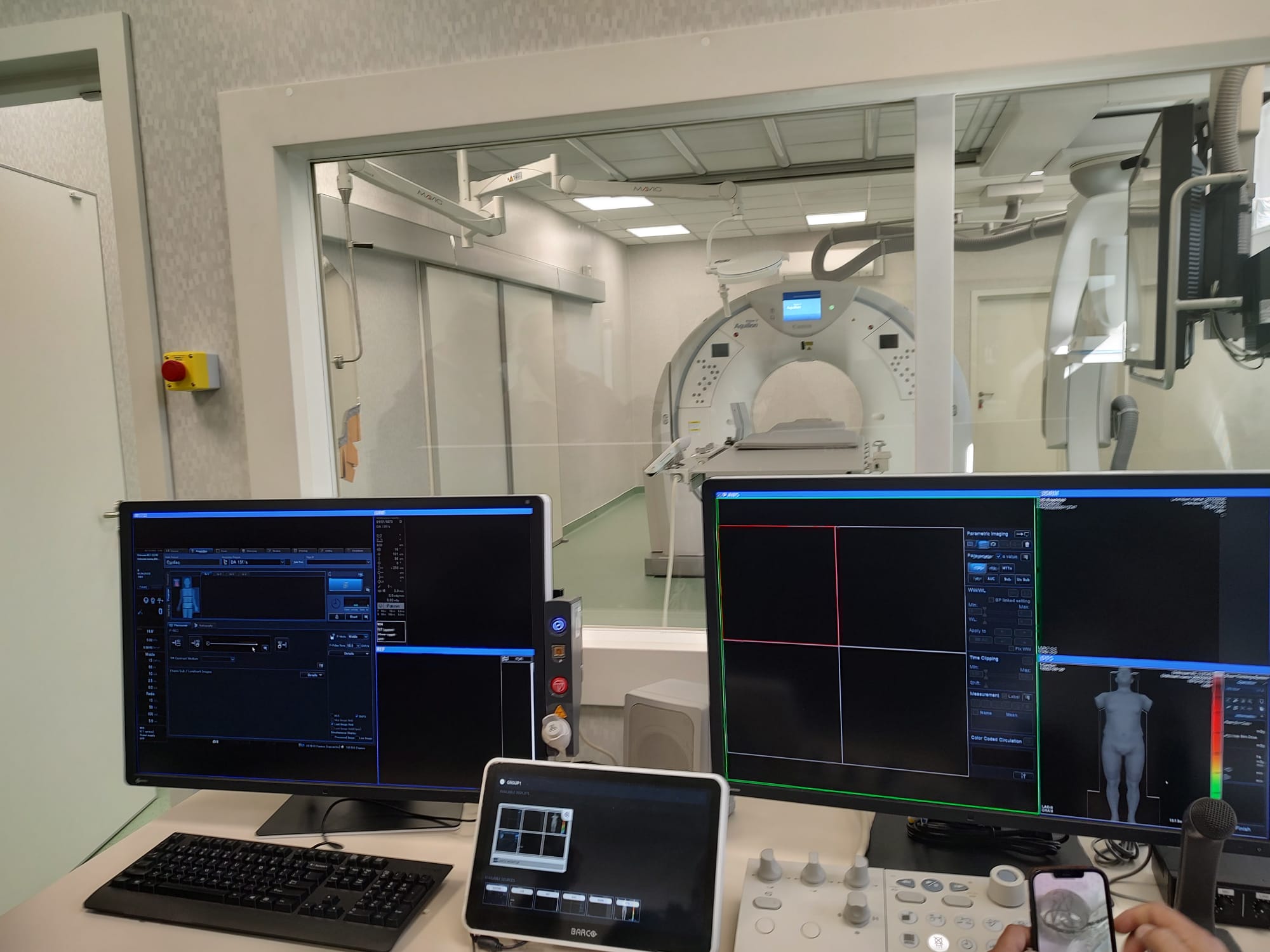 Centrul de radiologie intervențională, dotat cu un sistem angio CT unic în România, își va începe în curând activitatea la Spitalul Județean