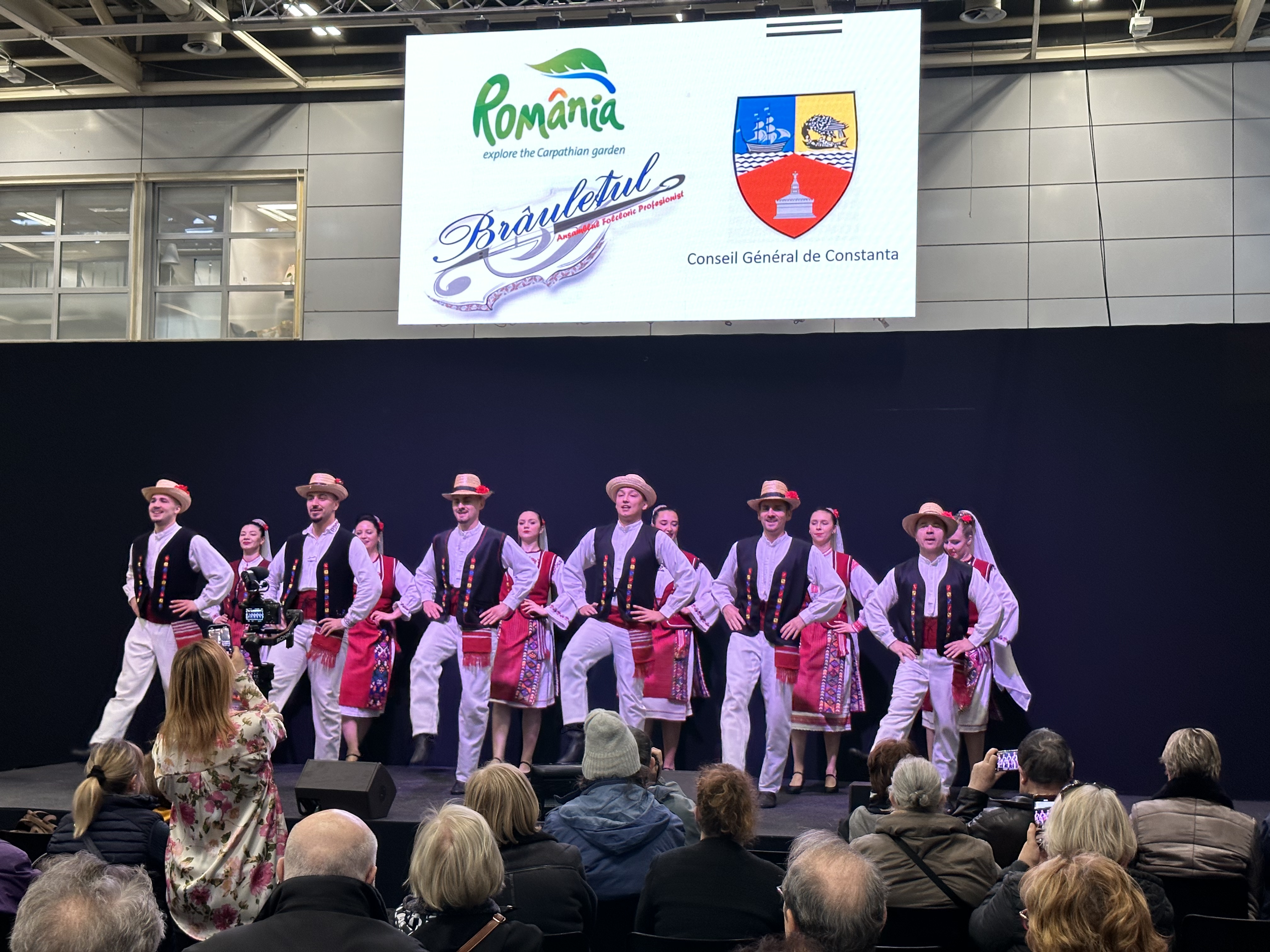 Reprezentaţia Consiliului Județean Constanța la Salonul Mondial de Turism de la Paris, Le Monde à Paris, a fost și continuă să fie un real succes
