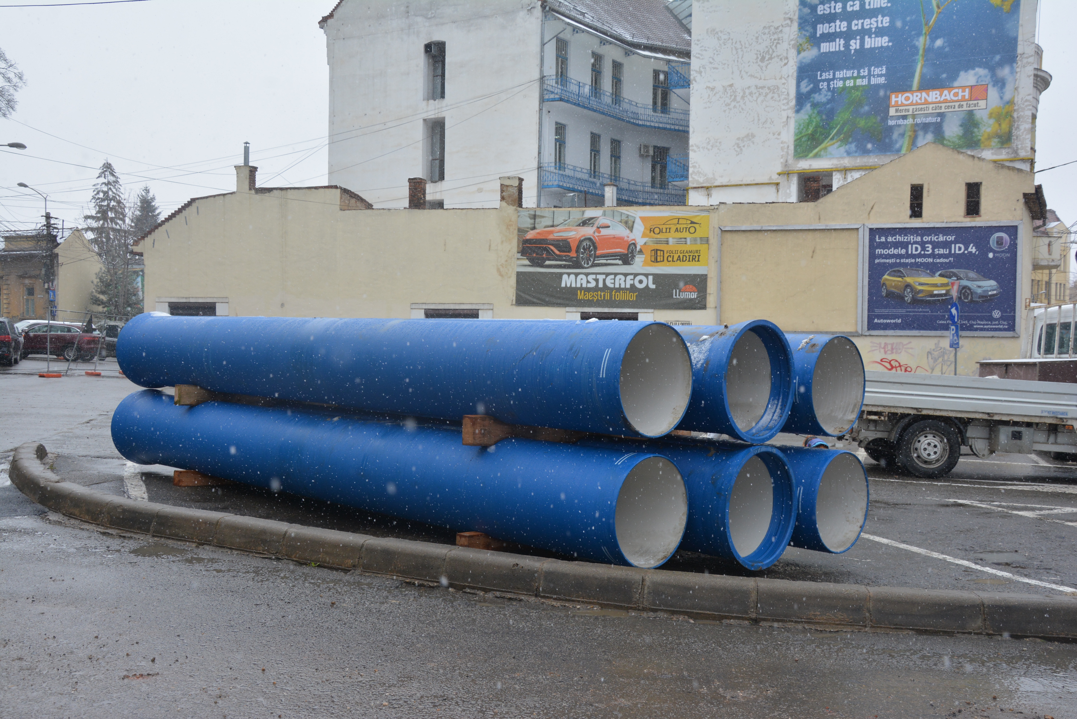 Au început lucrările de reabilitare a rețelelor hidro-edilitare de pe 100 de străzi din Cluj-Napoca