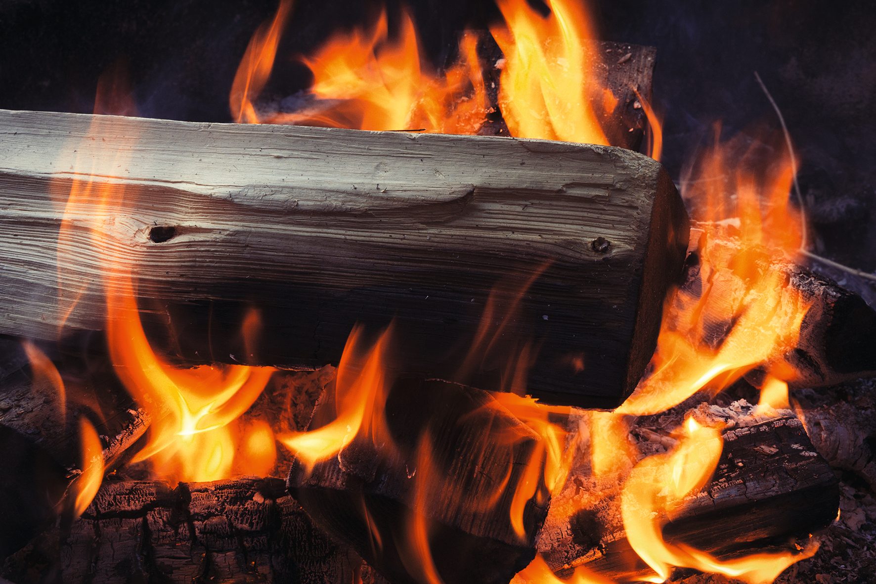 DAS Deva plăteşte ajutorul de încălzire și suplimentul pentru energie cu combustibili solizi – pentru luna decembrie 2022