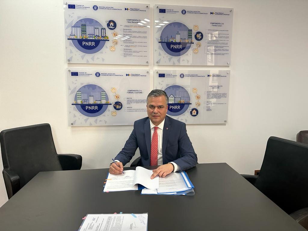 Încă două contracte PNRR pentru judeţul Braşov!