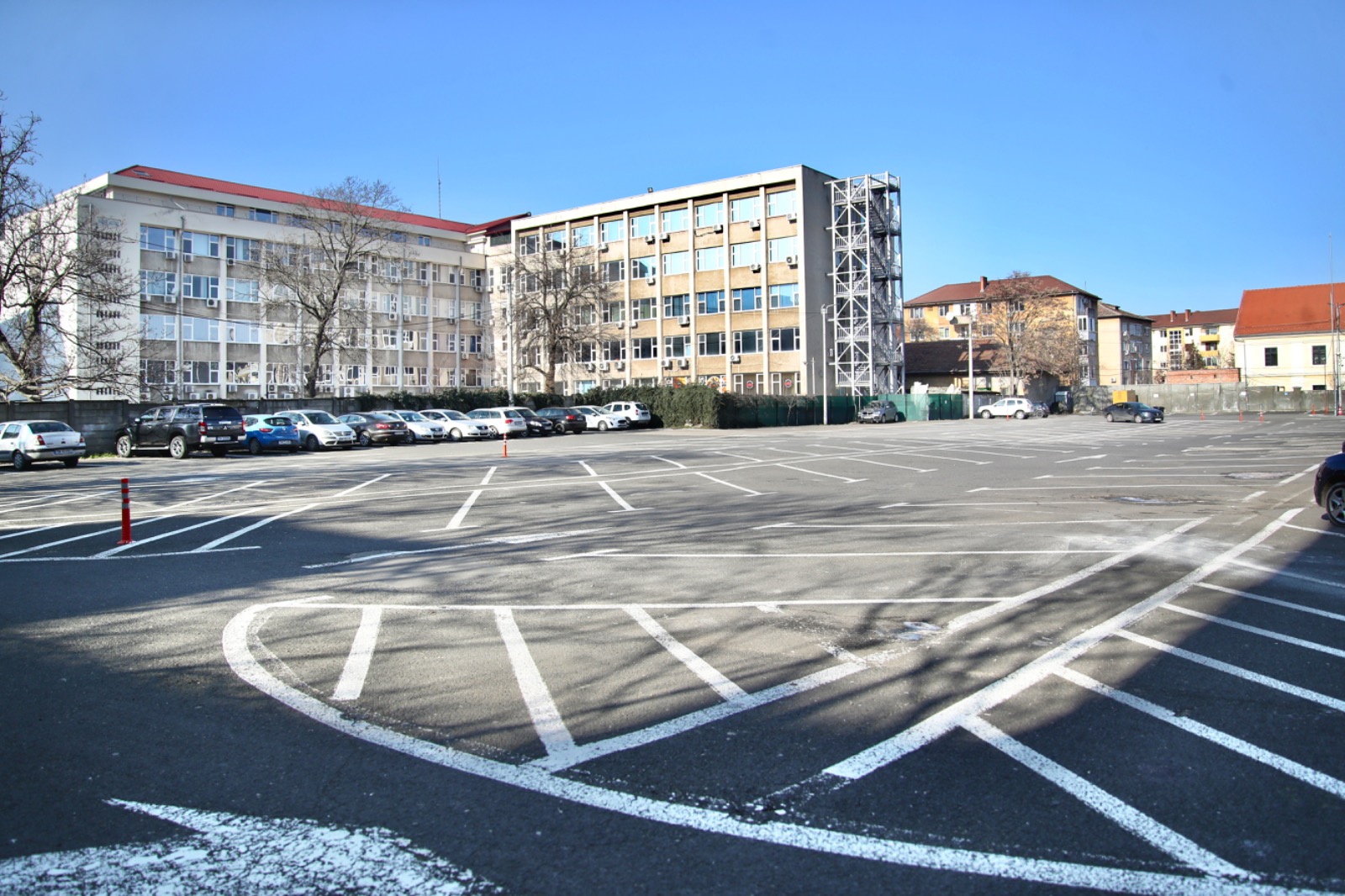 Parcare cu plata automată a tichetului, pentru fluidizarea traficului