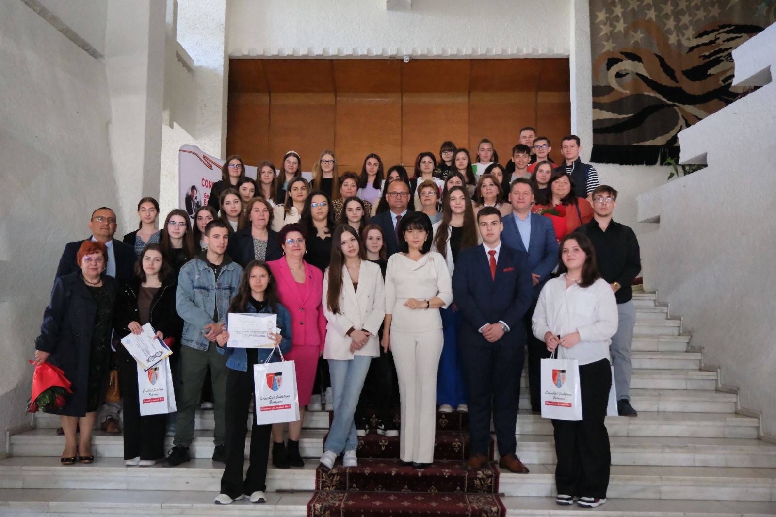 Premii pentru cei mai buni elevi contabili