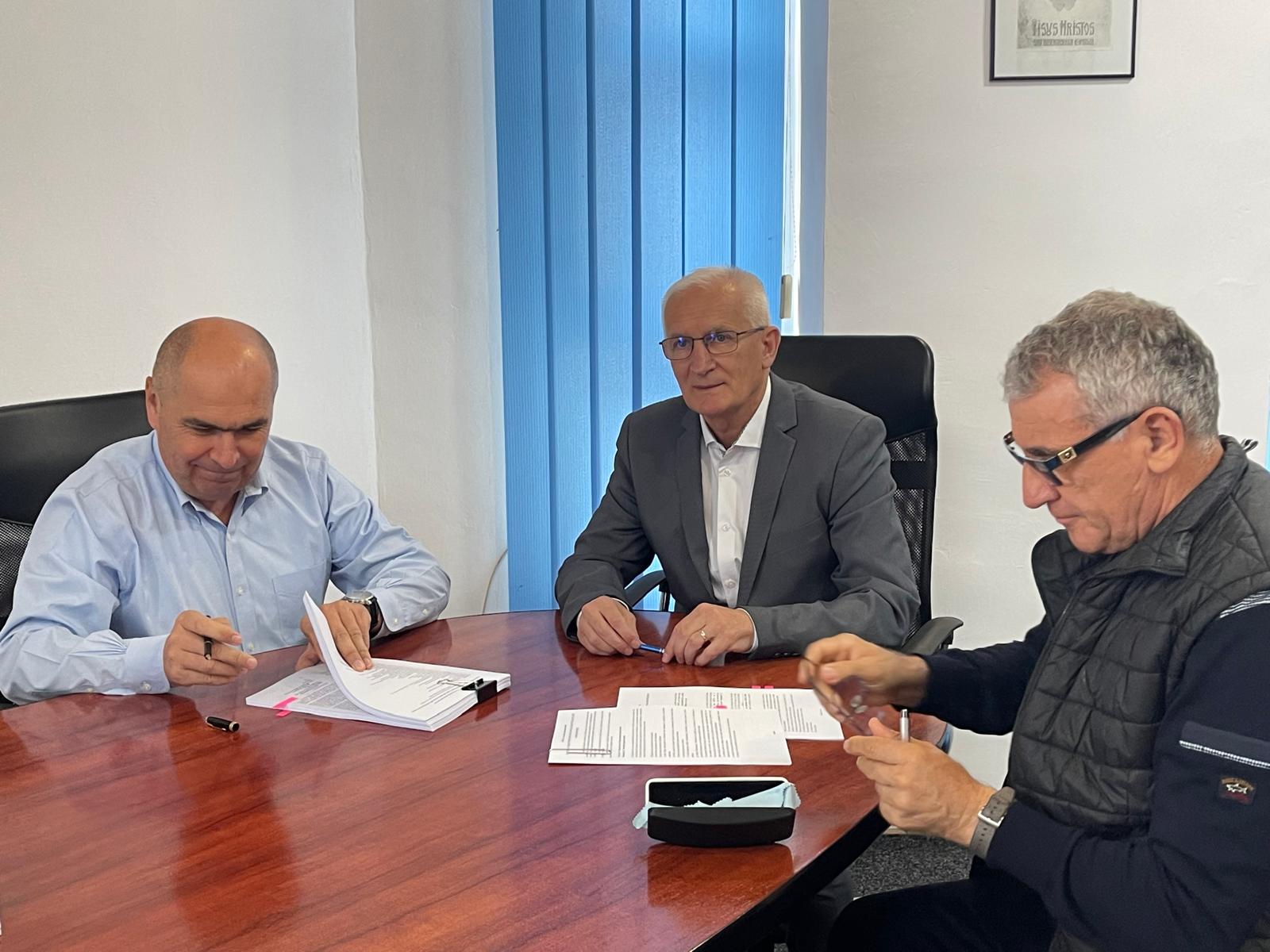 S-a semnat contractul de execuție pentru Parcul Industrial Ștei