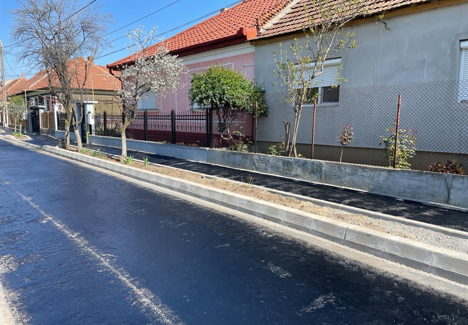 Încă două străzi au fost modernizate în cartierul Oncea