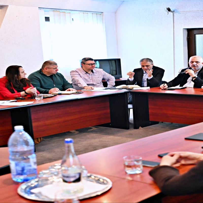 Şedinţă de lucru privind stadiul implementării obiectivului „Reabilitare şi modernizare DJ 102I Valea Doftanei, judeţul Prahova – Brădet, judeţul Braşov”