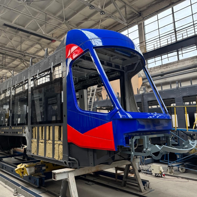 Oradea investește în mobilitate urbană: 9 tramvaie noi și 30 de autobuze electrice  vor moderniza transportul public