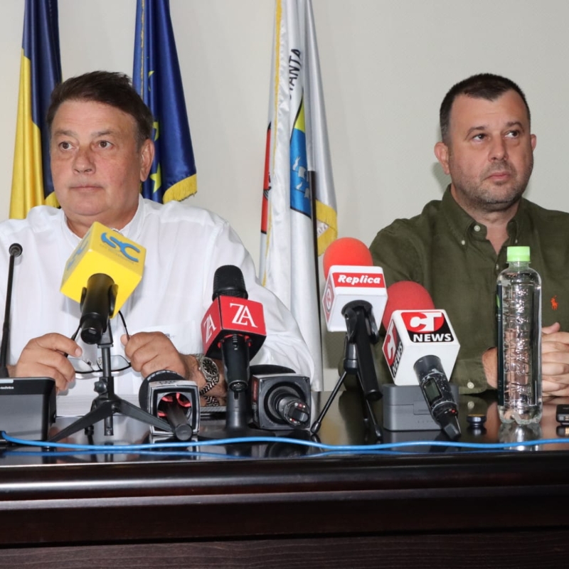 Consilierii județeni s-au reunit în ședință ordinară pentru a vota o serie de proiecte ce vizează dezvoltarea serviciilor sociale