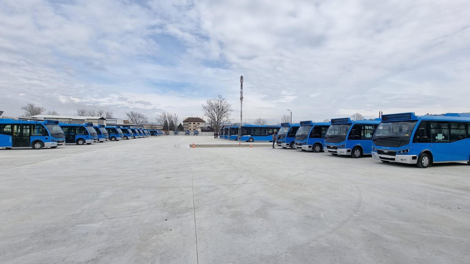 Parcul de vehicule ecologice electrice al municipiul Deva pentru transportul public local este complet!