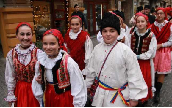 Festival de colinde „Noi umblăm a colinda”