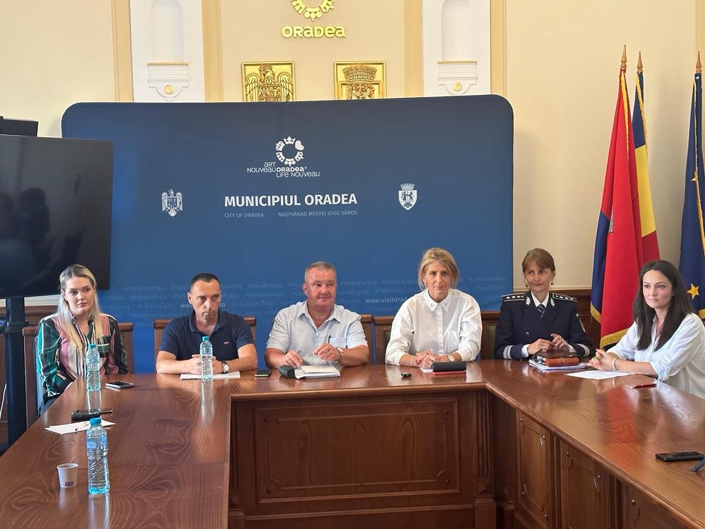 Primăria Oradea dă startul unei campanii gratuite de microcipare  a câinilor cu stăpân