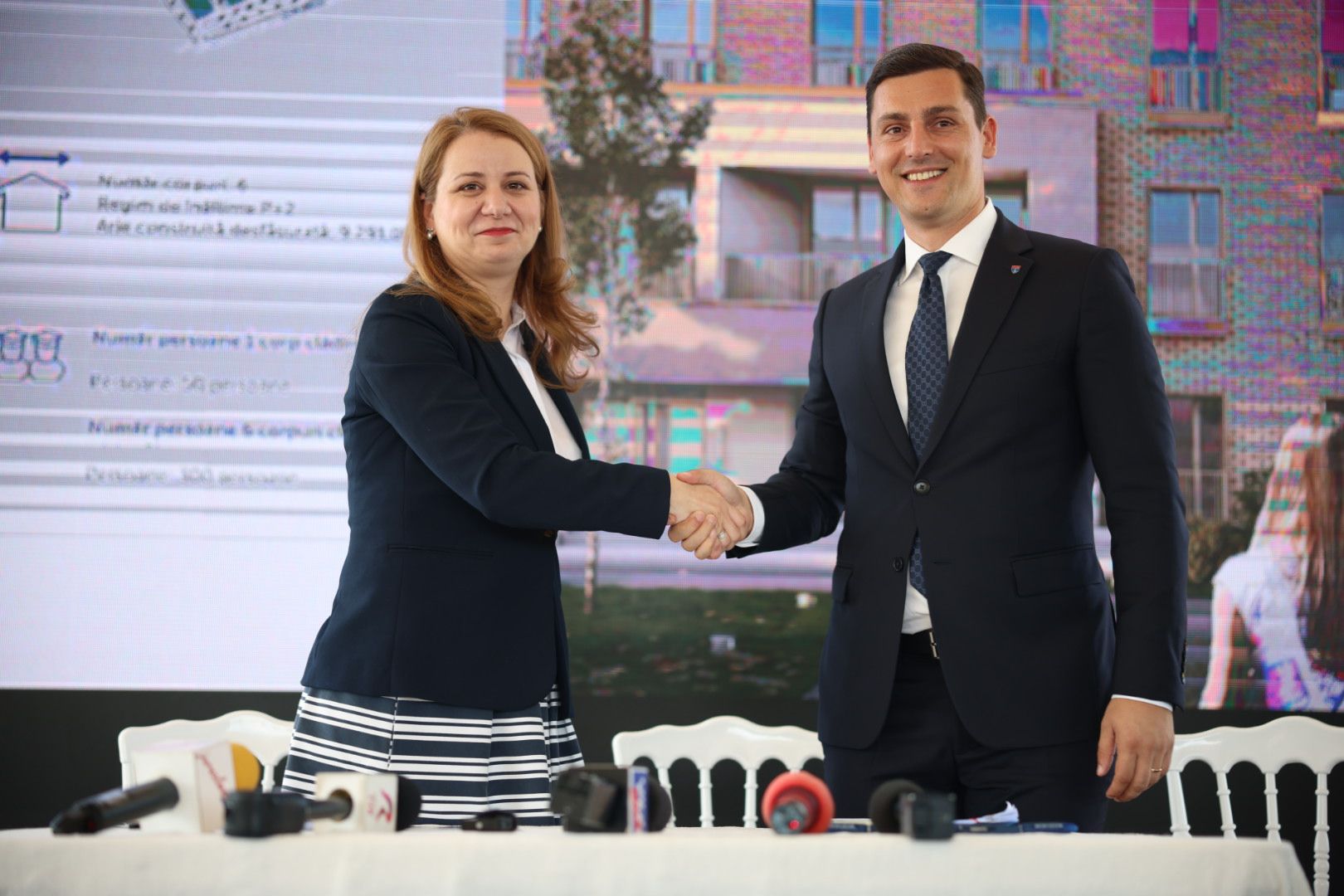 CONTRACTE DE FINANȚARE ÎN VALOARE DE 30 DE MILIOANE DE EURO PENTRU DEZVOLTAREA ÎNVĂȚĂMÂNTULUI  MARAMUREȘEAN