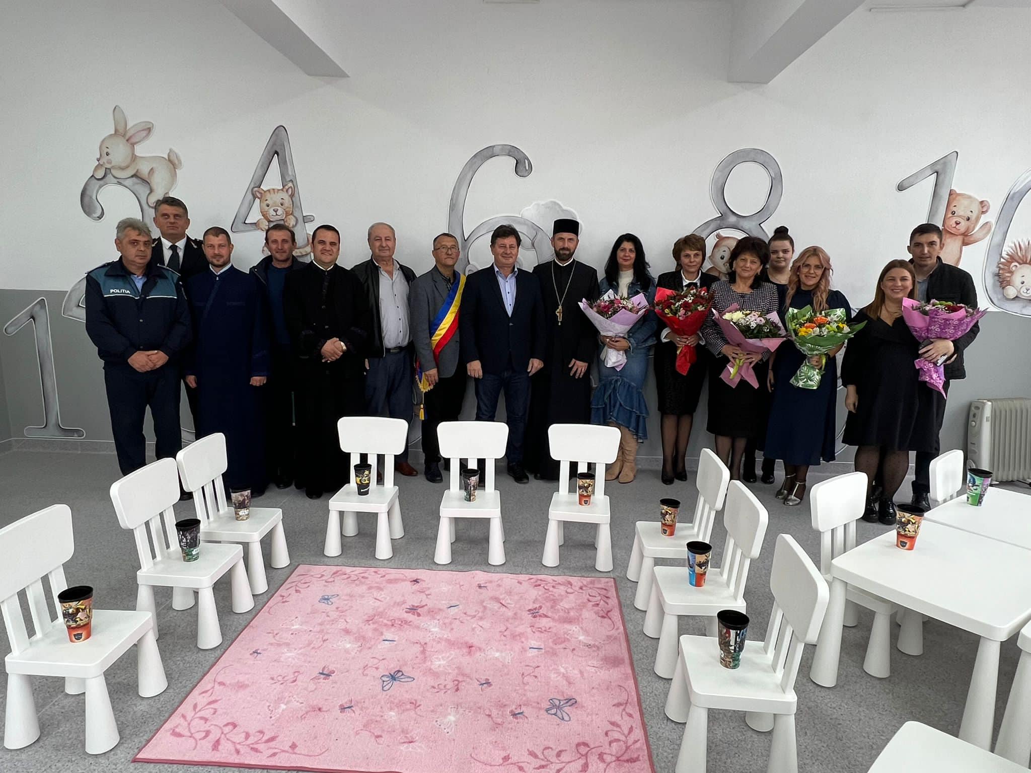 Un nou proiect a fost realizat în județul Arad. Copiii din Hășmaș vor învăța într-o grădiniță modernă, frumos amenajată, cu acces la tehnologie.