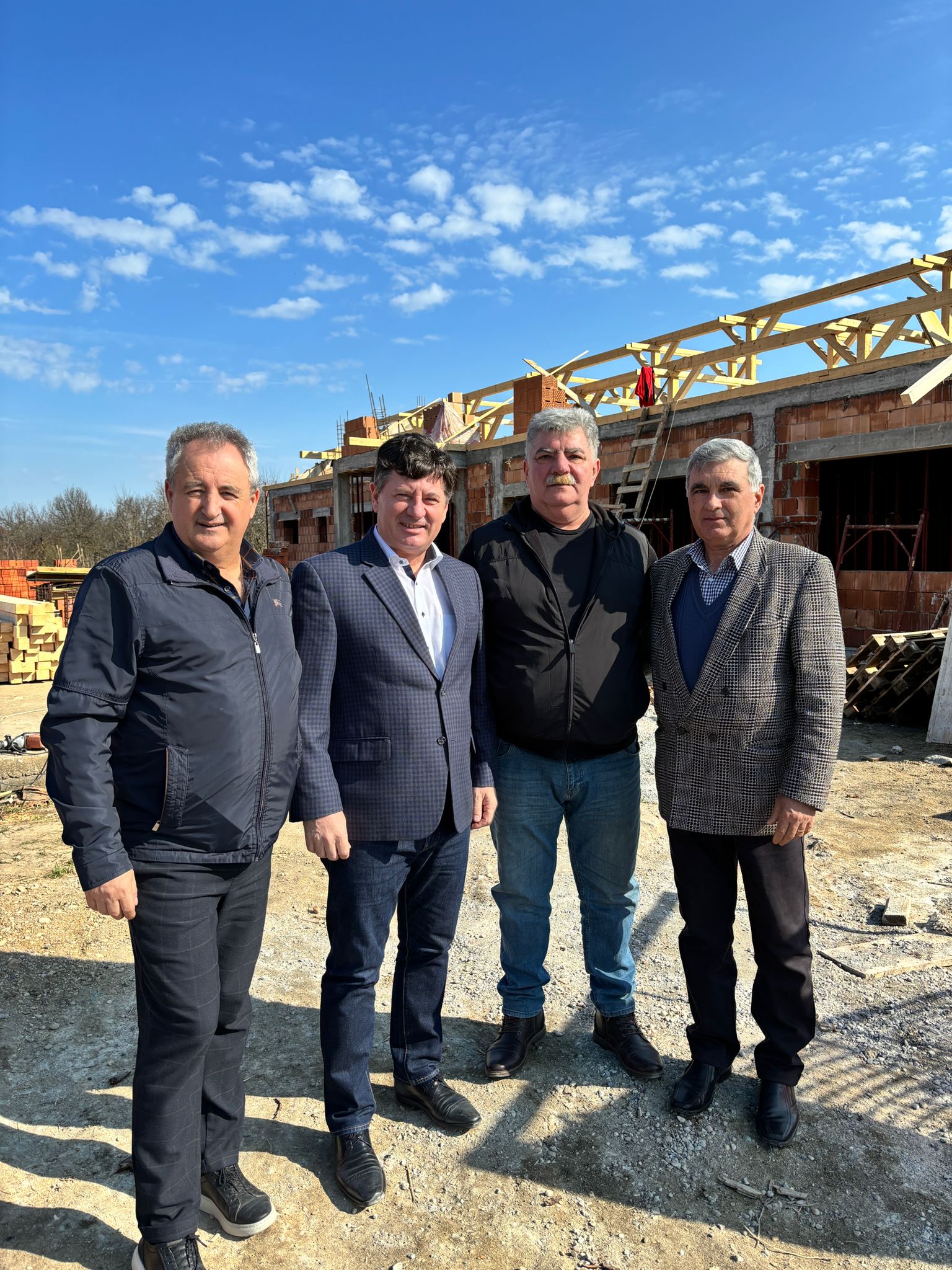 Iustin Cionca: „Toate străzile din Șimand vor fi asfaltate!”