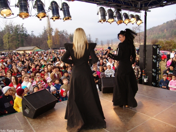 Oferta inchiriere scena!