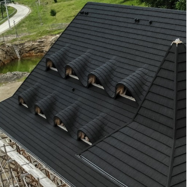 Decra® Stratos L – Frumusețea rustică a lemnului