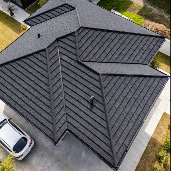 Un acoperiș care durează minim 40 de ani: Descoperă avantajele Decra